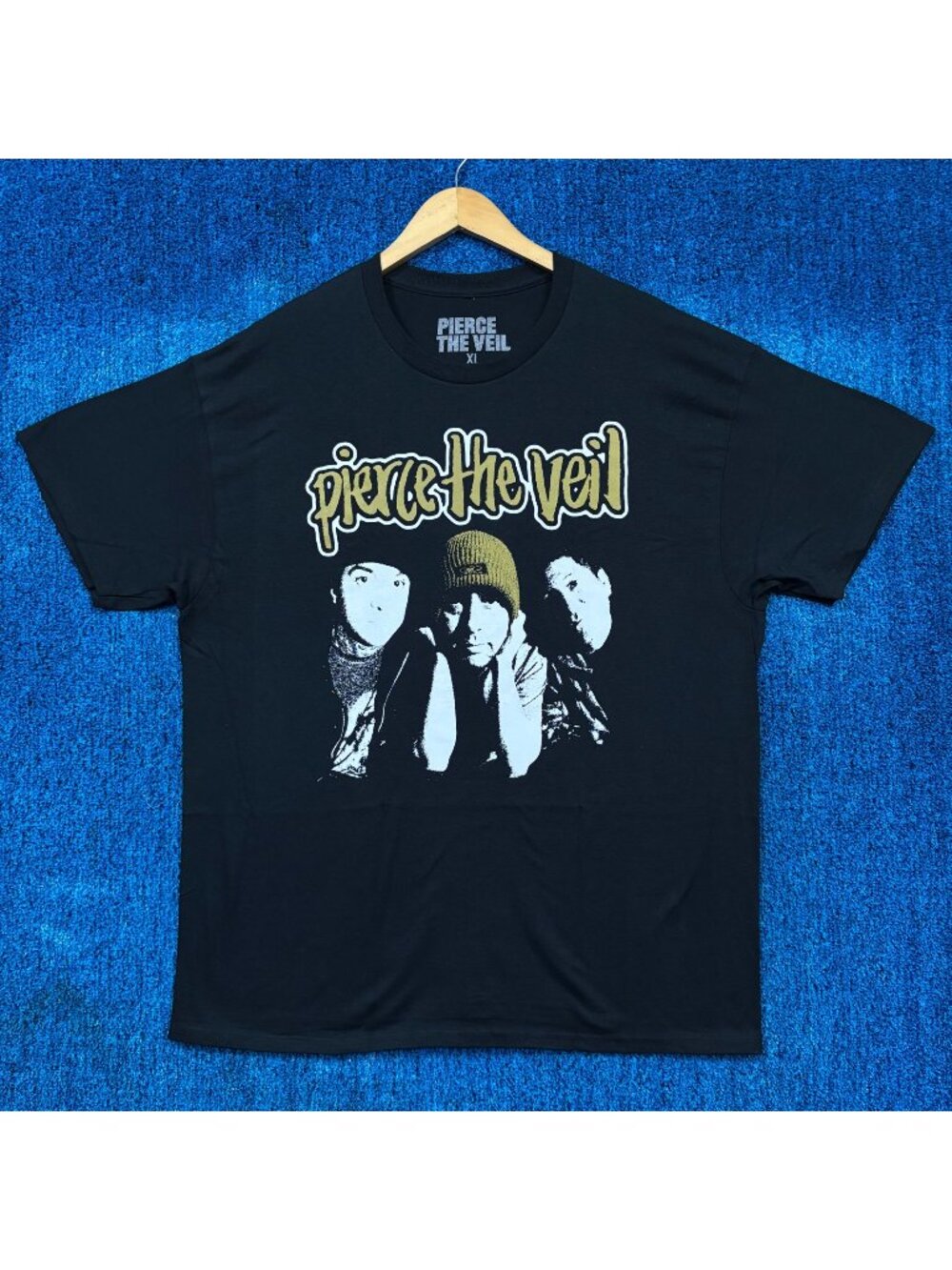 Pierce the Veil Group Photo I Cant Hear You Pop Punk Tee XL